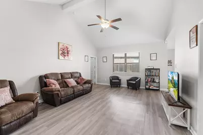 1432 Park Trails Boulevard, Princeton, TX 75407 - Photo 4