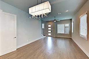 326 Wimberly St, Fort Worth, TX 76107 - Photo 2