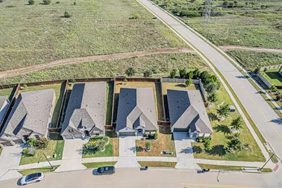 10269 Hanks Creek Road, Fort Worth, TX 76126 - Photo 36