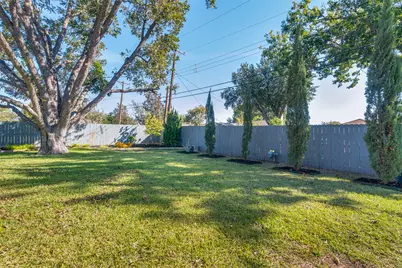 3078 Newcastle Drive, Dallas, TX 75220 - Photo 34
