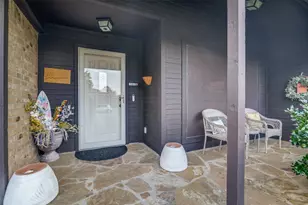 516 Quail Hollow Dr, Mesquite, TX 75150 - Photo 2