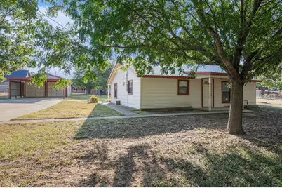 720 N Avenue A, Springtown, TX 76082 - Photo 2