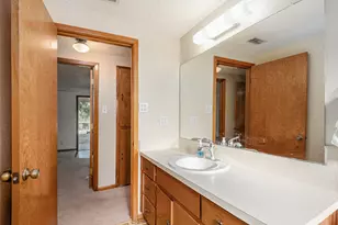 720 N Ave A, Springtown, TX 76082 - Photo 20