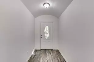 1830 Fernwood Ave, Dallas, TX 75216 - Photo 8