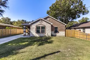 1639 Adelaide Dr, Dallas, TX 75216 - Photo 24
