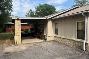 910 W Elm St, Stephenville, TX 76401 - Photo 26