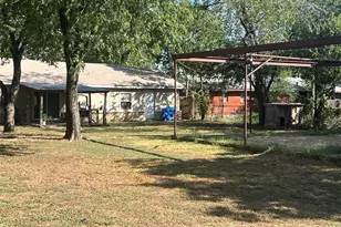 910 W Elm St, Stephenville, TX 76401 - Photo 24