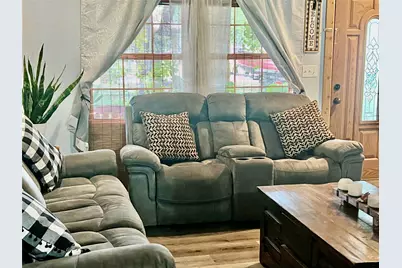 910 W Elm Street, Stephenville, TX 76401 - Photo 4