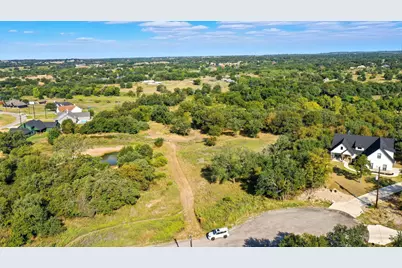 209 Grace Court, Weatherford, TX 76088 - Photo 8