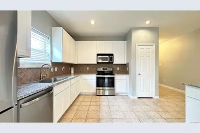 5813 Fathom Drive, Fort Worth, TX 76135 - Photo 4