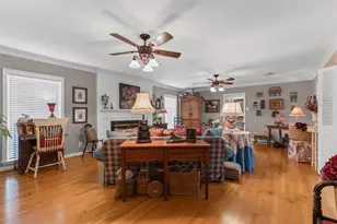 8561 Strathmore Dr, Dallas, TX 75238 - Photo 10