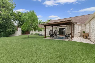 8561 Strathmore Drive, Dallas, TX 75238 - Photo 32