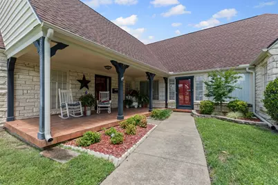 8561 Strathmore Drive, Dallas, TX 75238 - Photo 4