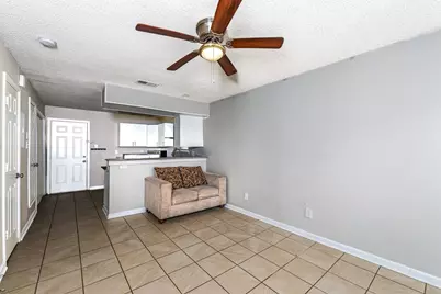 4917 Miller Avenue, Fort Worth, TX 76119 - Photo 4