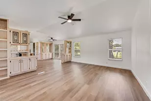 807 1st St, Bridgeport, TX 76426 - Photo 6