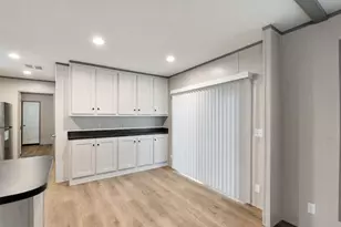 125 Neches Dr, Mabank, TX 75156 - Photo 8