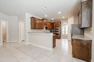 529 England St, Fate, TX 75189 - Photo 4