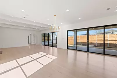 7624 Roper Street, Dallas, TX 75209 - Photo 8