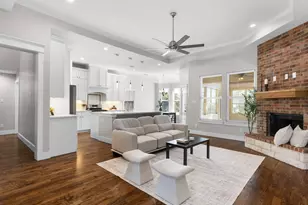 2700 Refugio Ave, Fort Worth, TX 76164 - Photo 4