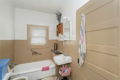 307 NE 2nd Street, Kerens, TX 75144 - Photo 10