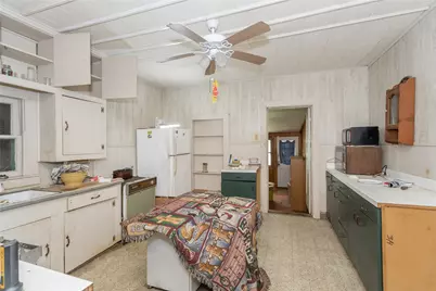 307 NE 2nd Street, Kerens, TX 75144 - Photo 6
