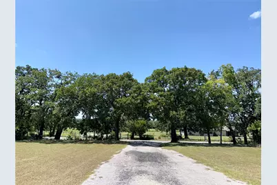 601 Eddy Avenue, Joshua, TX 76058 - Photo 4