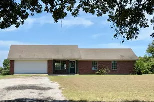 601 Eddy Ave, Joshua, TX 76058 - Photo 4