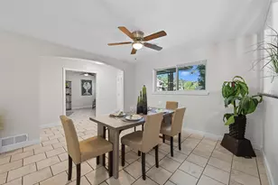 933 Wade Dr, Bedford, TX 76022 - Photo 6