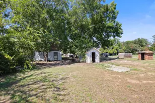 511 Denver St, Alvord, TX 76225 - Photo 4