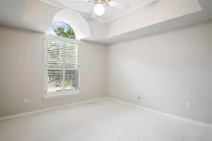 9131 Valley Chapel Ln, Dallas, TX 75220 - Photo 22