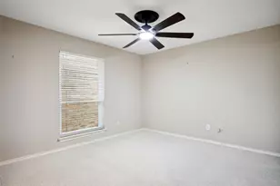 9131 Valley Chapel Ln, Dallas, TX 75220 - Photo 18