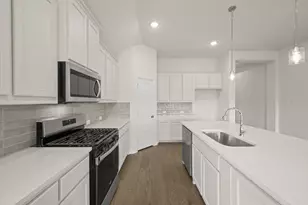 10809 Rothland St, Fort Worth, TX 76036 - Photo 4