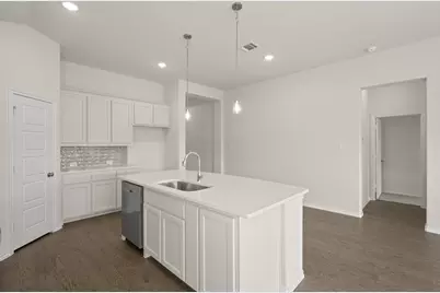 10809 Rothland Street, Crowley, TX 76036 - Photo 6