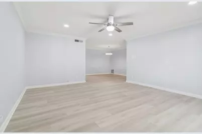 6004 E University Boulevard #131, Dallas, TX 75206 - Photo 4