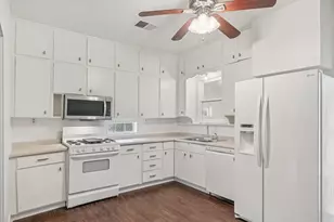 522 Denton St, Denton, TX 76201 - Photo 4