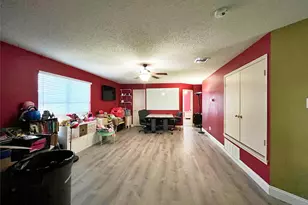 924 Rock Dove Cir, Saginaw, TX 76131 - Photo 16