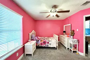 924 Rock Dove Cir, Saginaw, TX 76131 - Photo 12