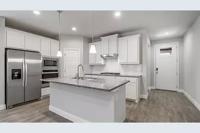 2621 McCormick Street, Denton, TX 76205 - Photo 2