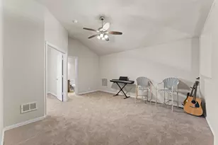 1901 Sunflower Dr, Glenn Heights, TX 75154 - Photo 26