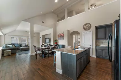 1901 Sunflower Drive, Glenn Heights, TX 75154 - Photo 10