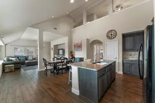 1901 Sunflower Dr, Glenn Heights, TX 75154 - Photo 10