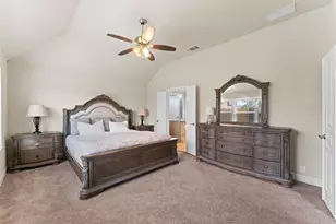 1901 Sunflower Dr, Glenn Heights, TX 75154 - Photo 16