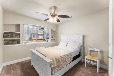 1901 Sunflower Drive, Glenn Heights, TX 75154 - Photo 22