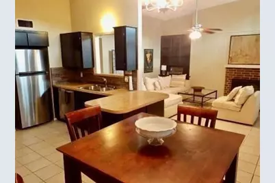 2714 McCart Avenue #2712, Fort Worth, TX 76110 - Photo 6