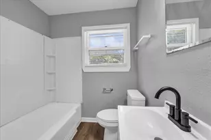 1325 Sunset St, Waco, TX 76710 - Photo 10