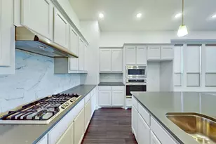 2032 Longbridge Rd, Forney, TX 75126 - Photo 10