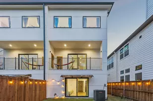 909 Bayonne St, Dallas, TX 75212 - Photo 2