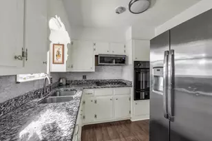 309 S Rita St, Lacy Lakeview, TX 76705 - Photo 8