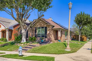 5452 Buckskin Dr, The Colony, TX 75056 - Photo 2