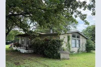 1048 Red Bird, Seven Points, TX 75143 - Photo 4